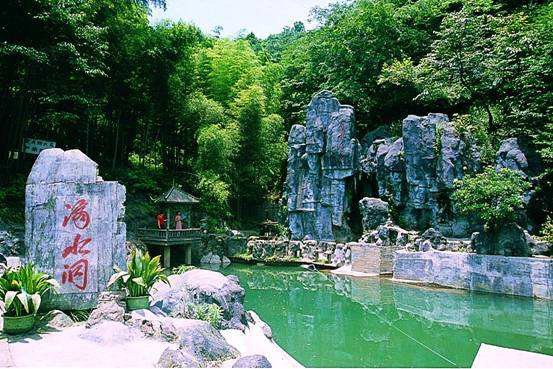 韶山红色培训基地 -滴水洞